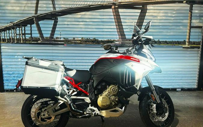 2025 Ducati MSV4RTI
