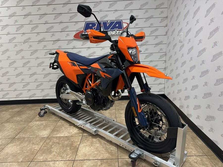 2026 KTM SMC 690 R