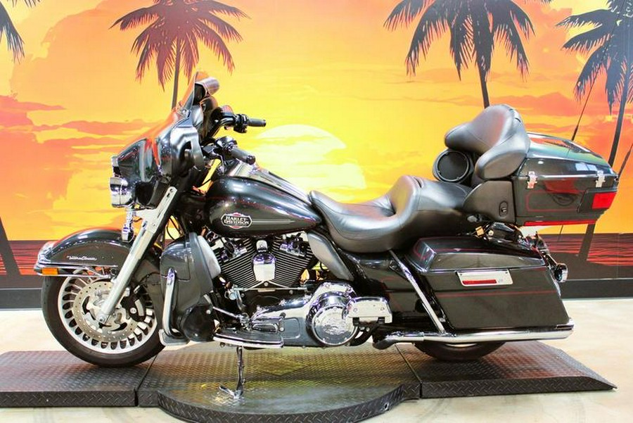 2009 Harley-Davidson® FLHTCU - Ultra Classic® Electra Glide®