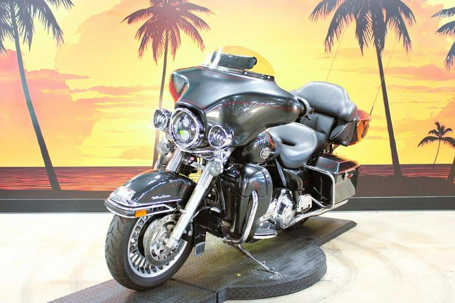 2009 Harley-Davidson® FLHTCU - Ultra Classic® Electra Glide®