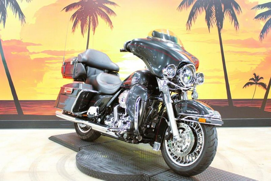 2009 Harley-Davidson® FLHTCU - Ultra Classic® Electra Glide®