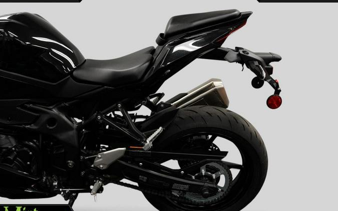2026 Kawasaki NINJA ZX-4R (ABS)