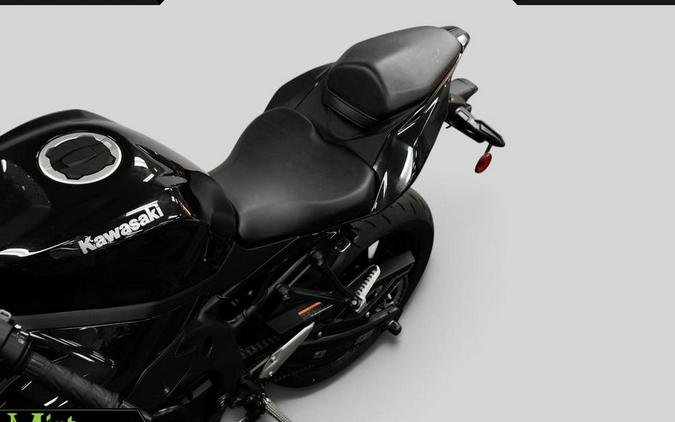 2026 Kawasaki NINJA ZX-4R (ABS)