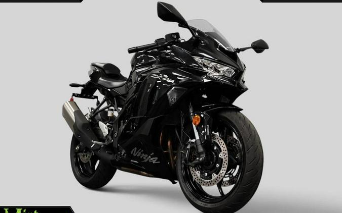 2026 Kawasaki NINJA ZX-4R (ABS)