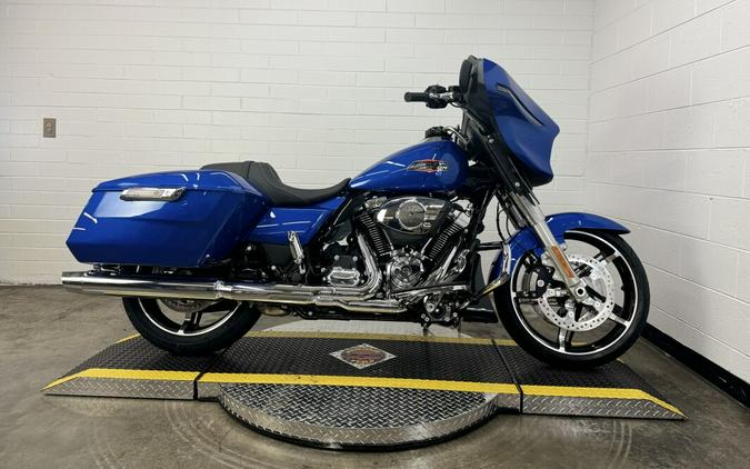 2024 Harley-Davidson Street Glide® BLUE BURST