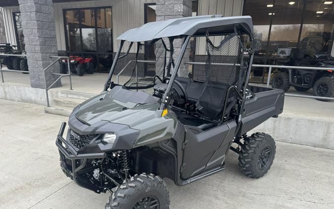2026 Honda Pioneer 700 Deluxe