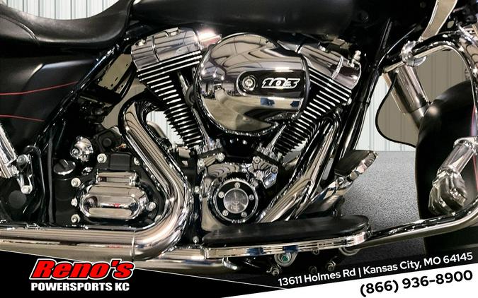 2016 Harley-Davidson® Road Glide® Base