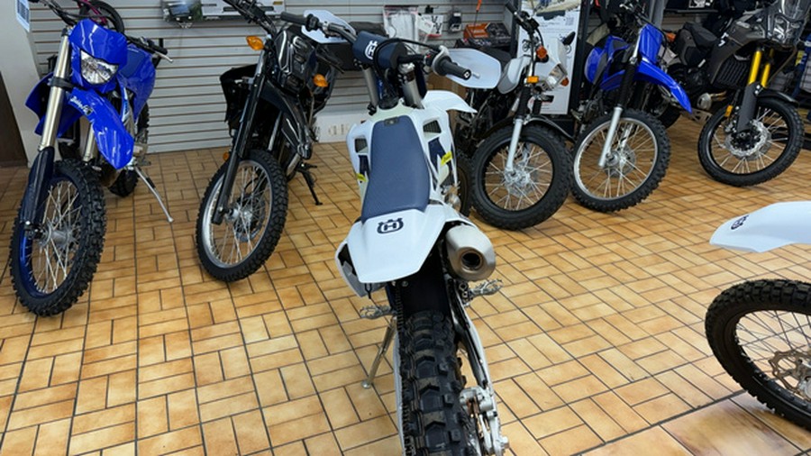 2026 Husqvarna Motorcycles FX 350