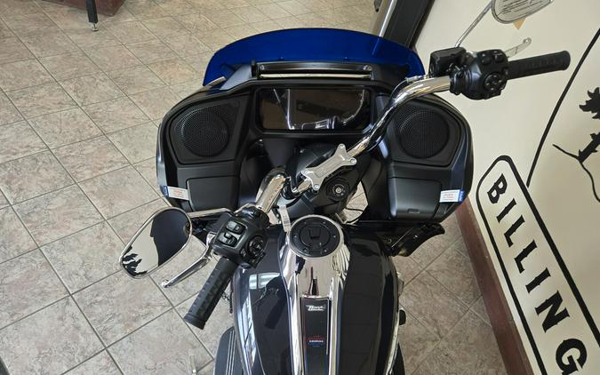 2026 Harley-Davidson® Road Glide® Midnight Ember Chrome Trim