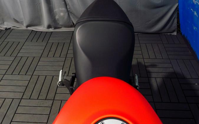 2023 Triumph Trident 660 Matte Baja Orange / Matte Storm Grey