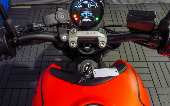 2023 Triumph Trident 660 Matte Baja Orange / Matte Storm Grey