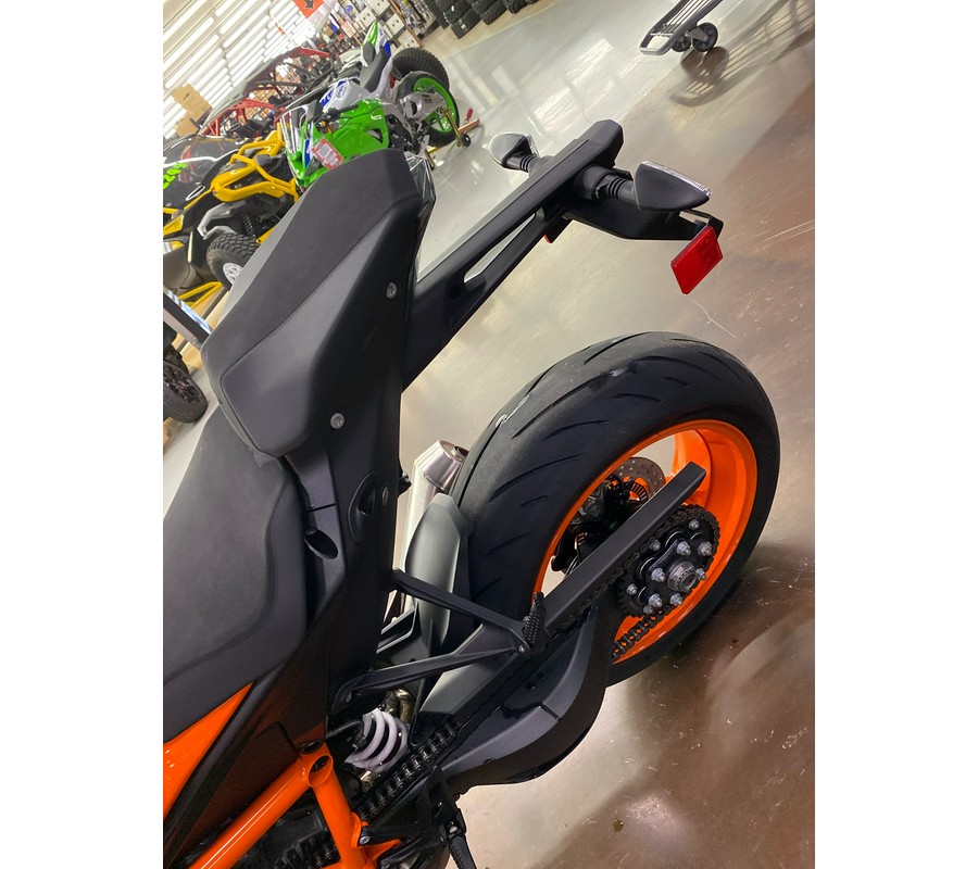 2022 KTM SUPER DUKE R EVO