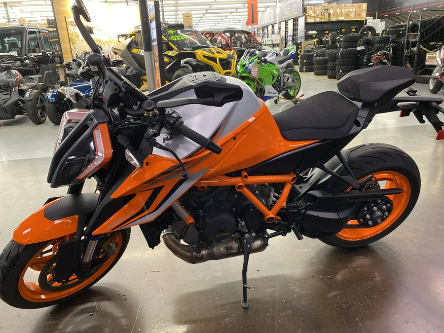 2022 KTM SUPER DUKE R EVO