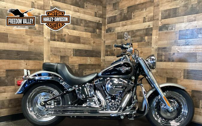 2016 Harley-Davidson Fat Boy Billet Silver/Vivid Black FLSTF