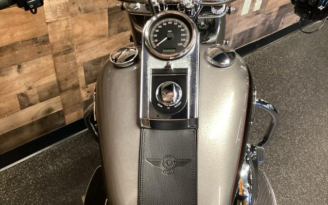 2016 Harley-Davidson Fat Boy Billet Silver/Vivid Black FLSTF