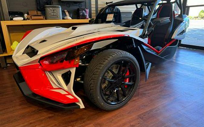 2023 Slingshot ROUSH MANUAL RD