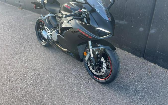 2024 Ducati Panigale V2 Black on Black