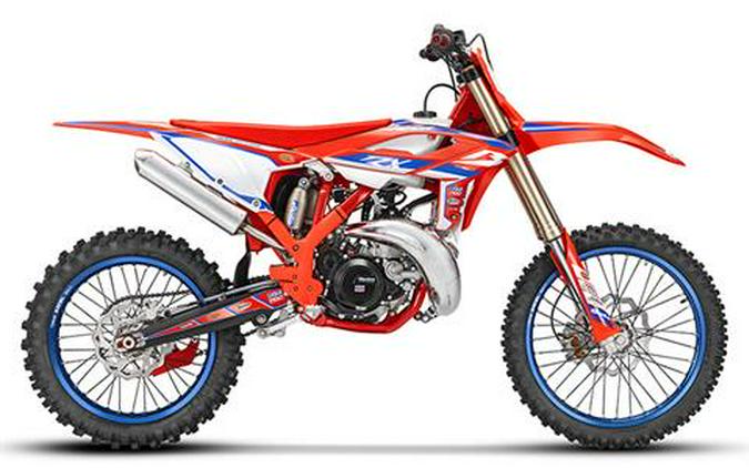 FIRST LOOK! 2024 BETA 300RX MOTOCROSS