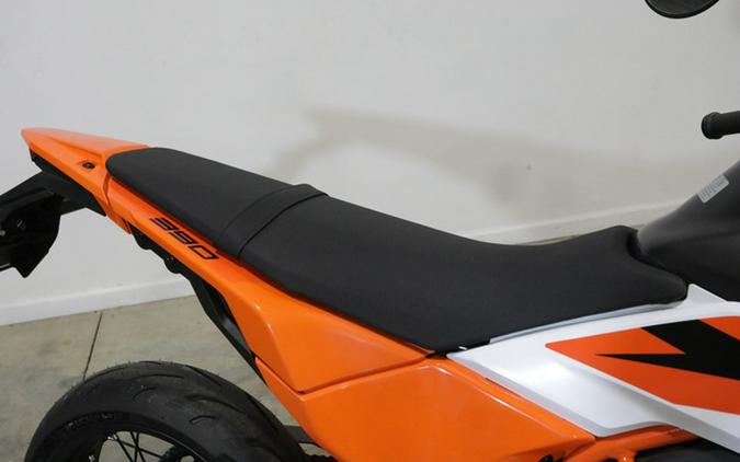 2025 KTM SMC 390 R