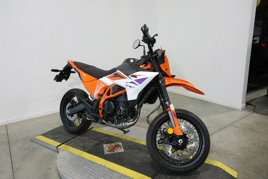 2025 KTM SMC 390 R