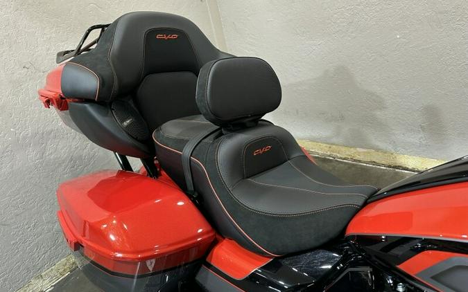 2026 Harley-Davidson® CVO Street Glide Limited Citrus Heat CVO Tri-Tone