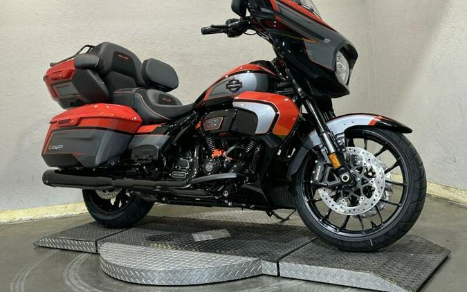 2026 Harley-Davidson® CVO Street Glide Limited Citrus Heat CVO Tri-Tone