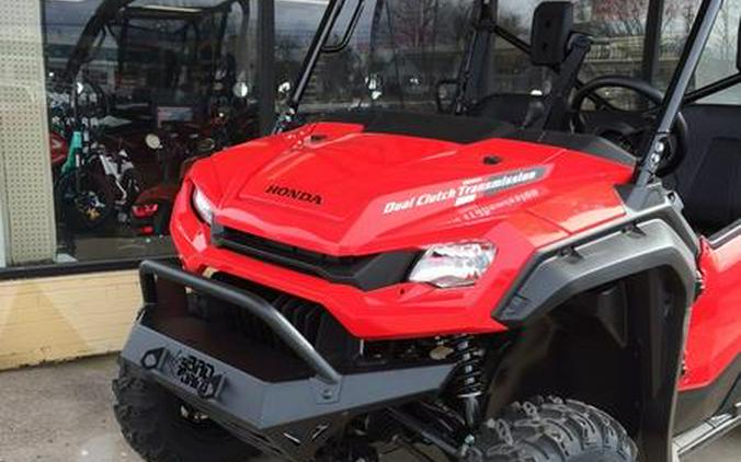 2023 Honda® Pioneer 1000 Deluxe