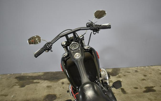 2015 Harley-Davidson Street Bob Black Denim