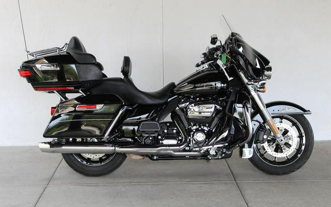 2017 Harley-Davidson® FLHTK - Ultra Limited