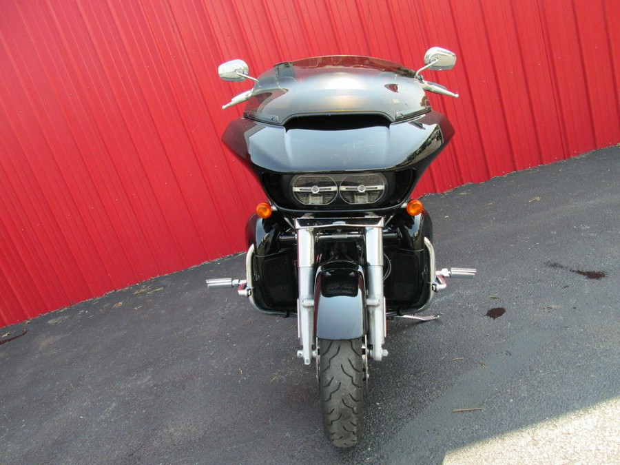 2017 Harley-Davidson® FLTRU - Road Glide® Ultra