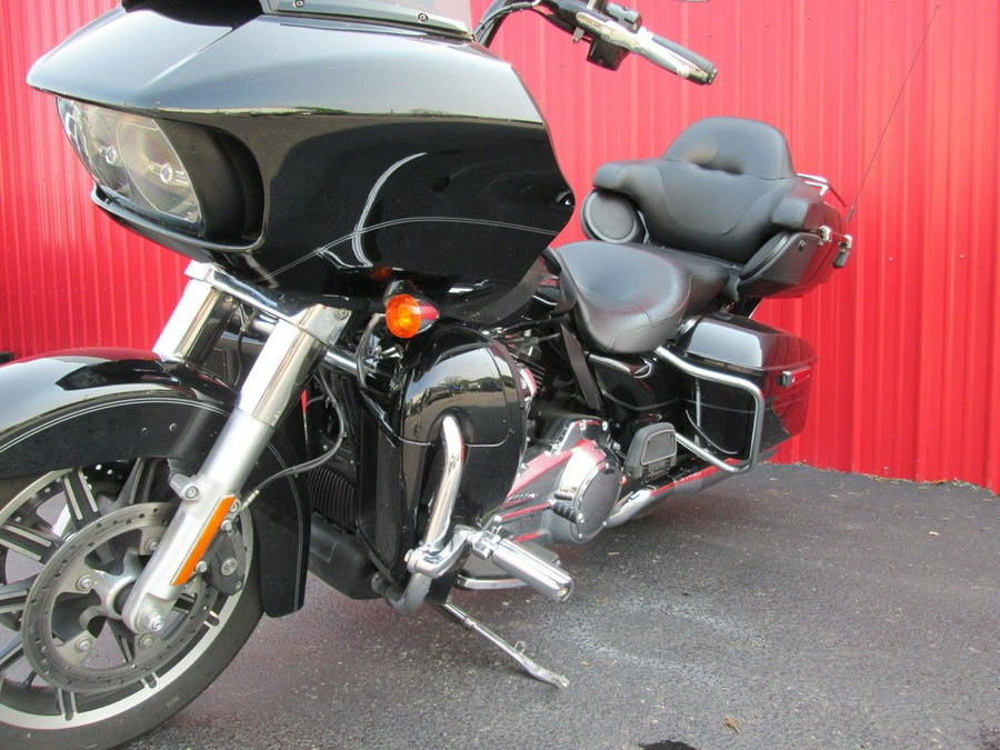 2017 Harley-Davidson® FLTRU - Road Glide® Ultra