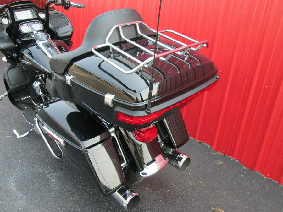 2017 Harley-Davidson® FLTRU - Road Glide® Ultra