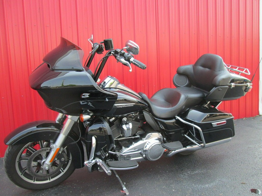 2017 Harley-Davidson® FLTRU - Road Glide® Ultra