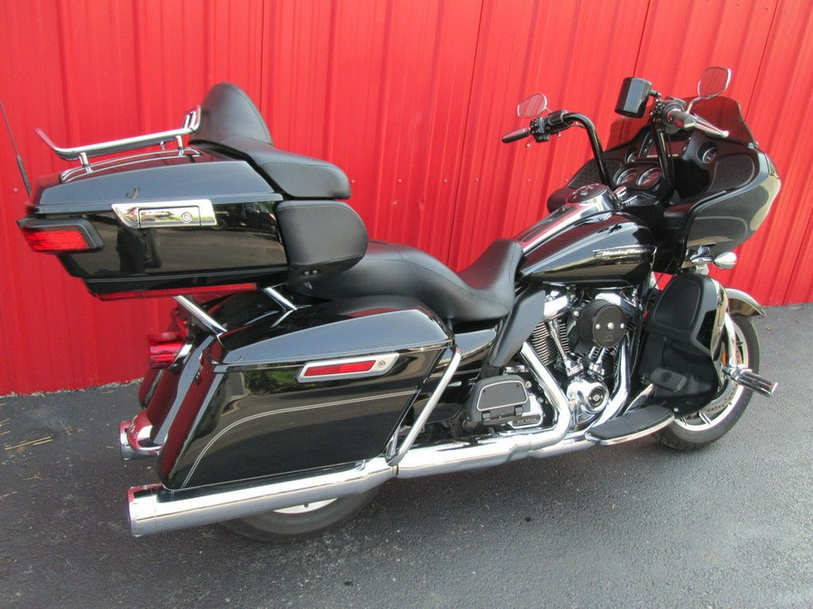 2017 Harley-Davidson® FLTRU - Road Glide® Ultra