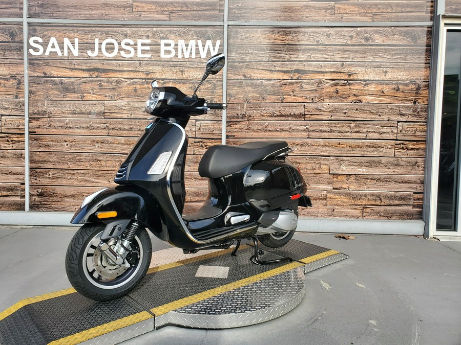 2023 Vespa GTS