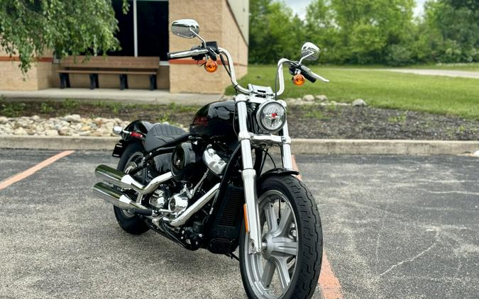 2023 Harley-Davidson Softail Standard Black