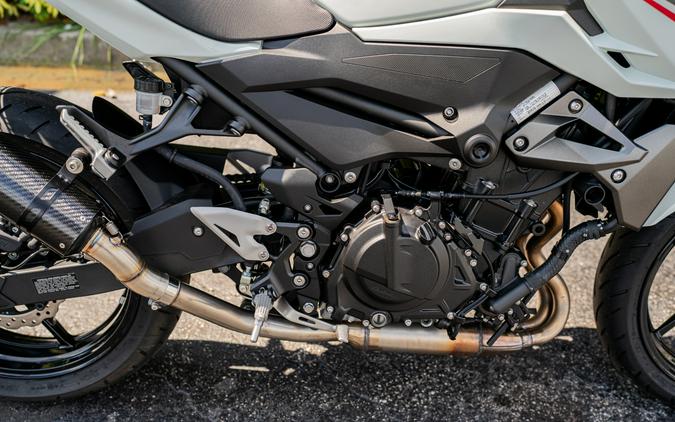 2023 Kawasaki Z400 ABS