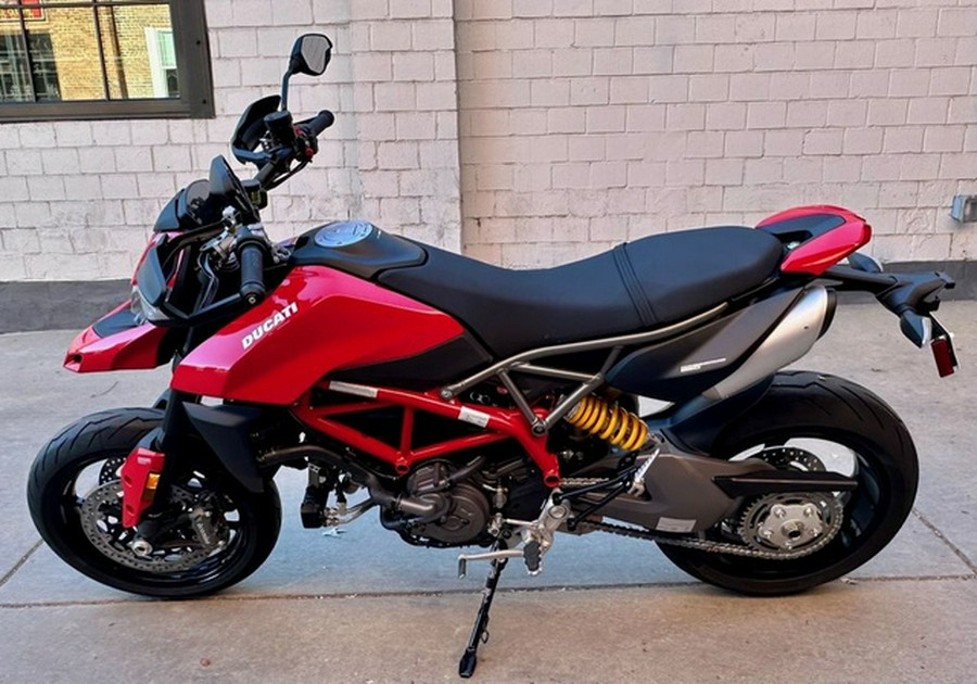 2025 Ducati Hypermotard 950 Ducati Red