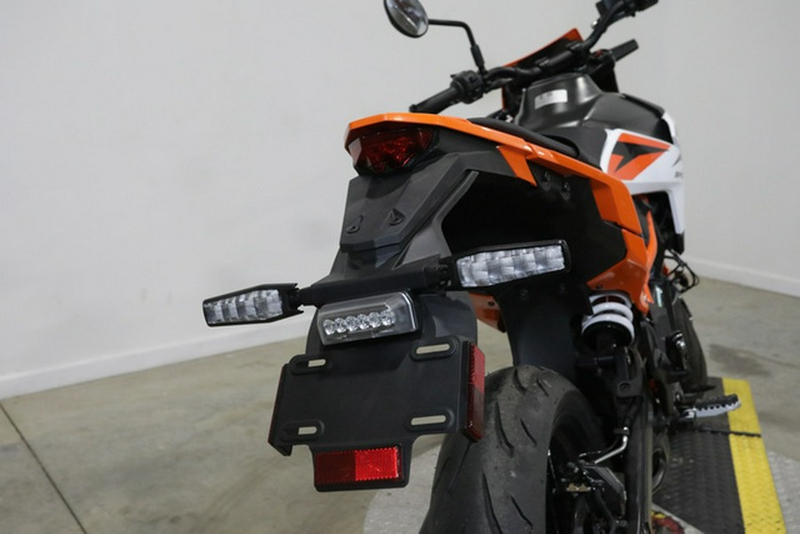 2025 KTM SMC 390 R