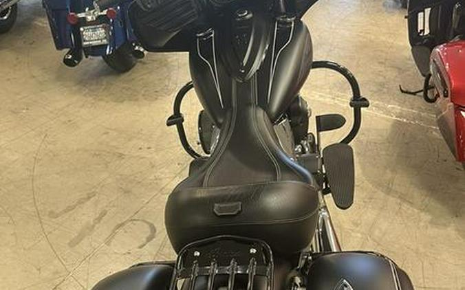 2017 Indian Motorcycle® Chieftain Dark Horse® Thunder Black Smoke