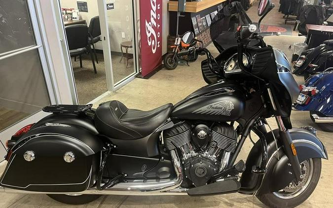 2017 Indian Motorcycle® Chieftain Dark Horse® Thunder Black Smoke