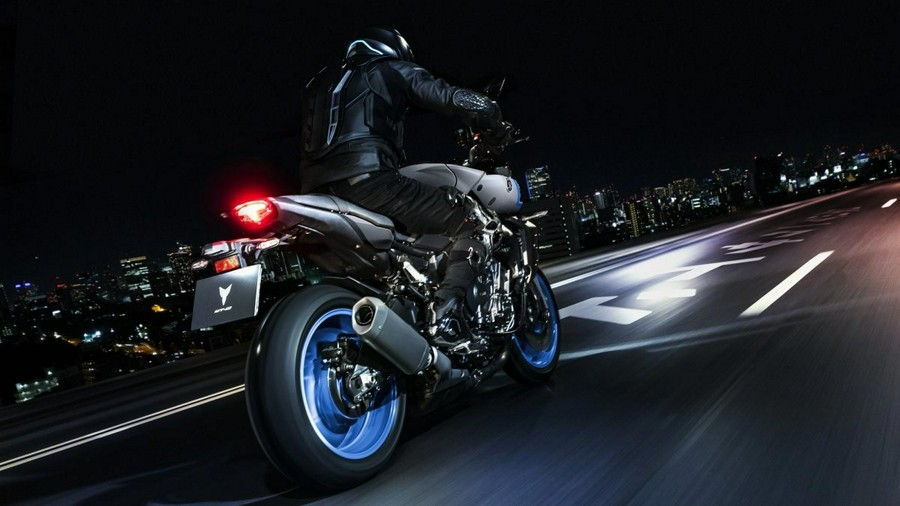 2025 Yamaha MT10SGY