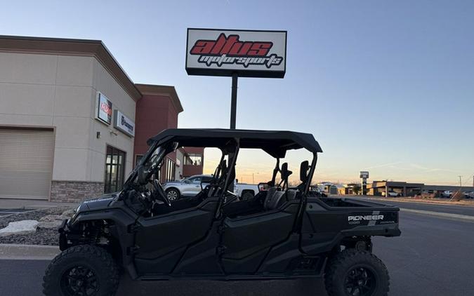 2024 Honda Pioneer 1000-6 Deluxe Crew