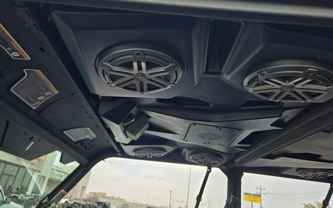 2023 CAN-AM SSV DEF MAX DPS 62 HD9 BK 23 DPS HD9