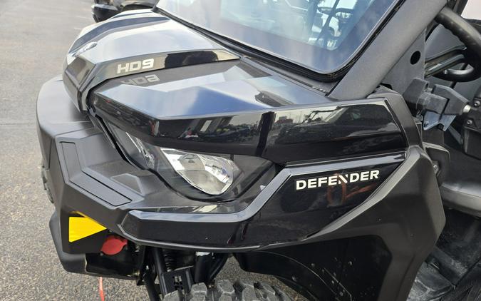 2023 CAN-AM SSV DEF MAX DPS 62 HD9 BK 23 DPS HD9