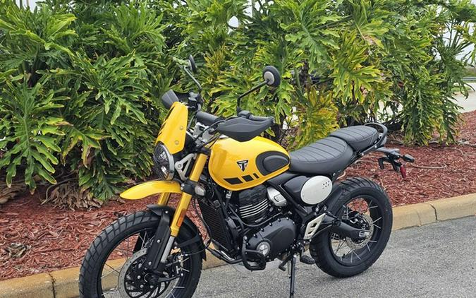 2026 Triumph Scrambler 400 XC Racing Yellow