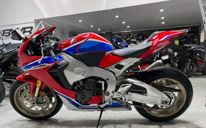 2017 Honda® CBR1000RR SP2