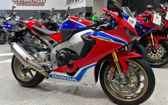 2017 Honda® CBR1000RR SP2