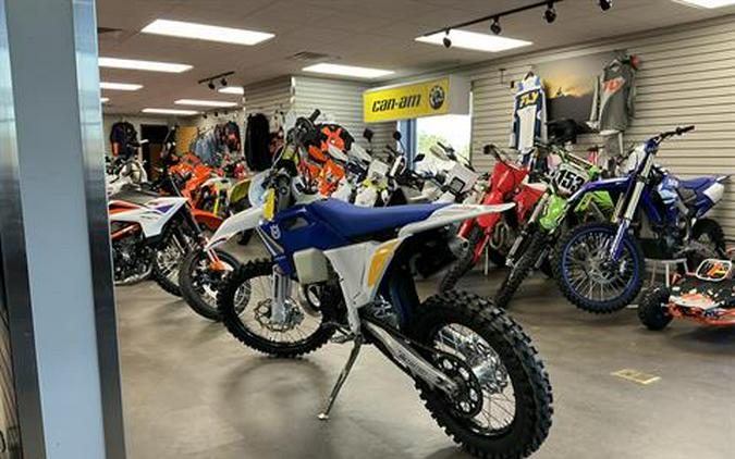 2025 Husqvarna TX 300 Heritage