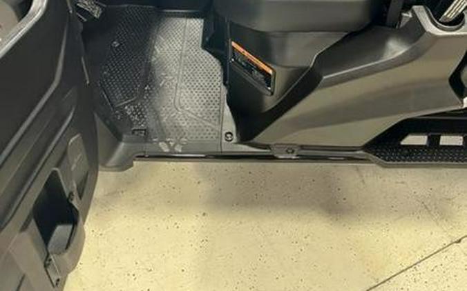 2025 Honda® Pioneer 1000-5 Deluxe